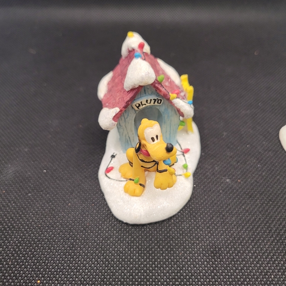 Disney Christmas Mini Figurines Mickey Minnie Pluto Holiday Village Decor Set - Picture 2 of 6